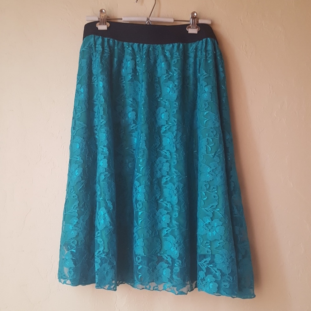 Lularoe Green Lace Lola
